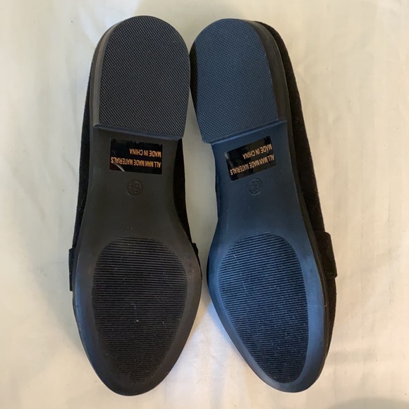 X2B flats NWOT - Picture 4 of 9